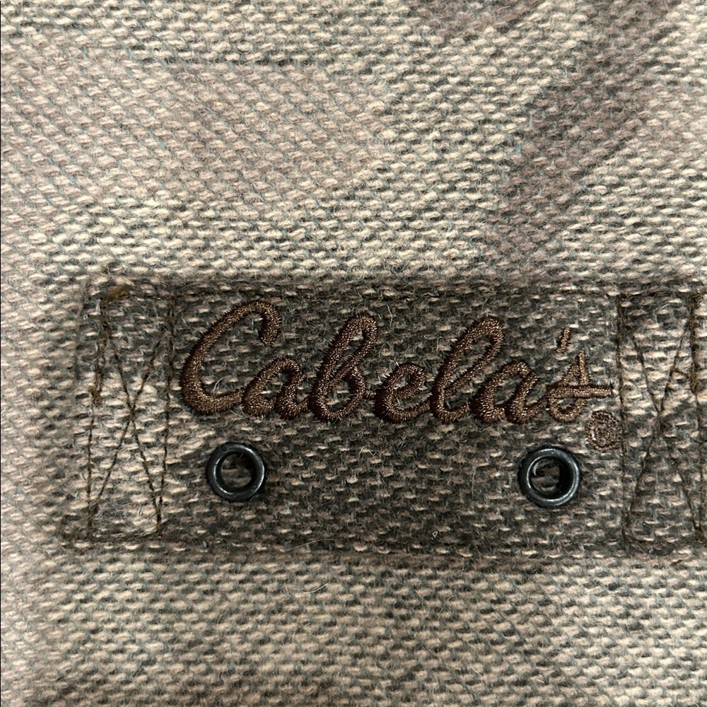 Cabela's Wool Camo Vest - Picture 3 of 9